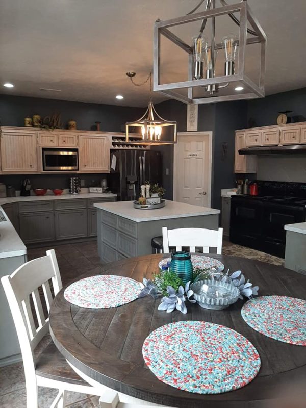 The Dovette at The Lonesome Dove – cozy lodging for key guests (2)